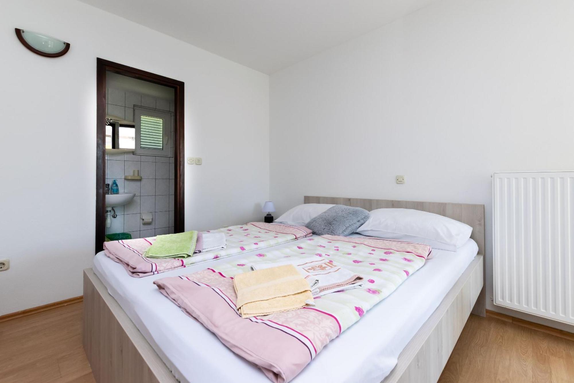 Apartments Boza Lopar Exterior foto