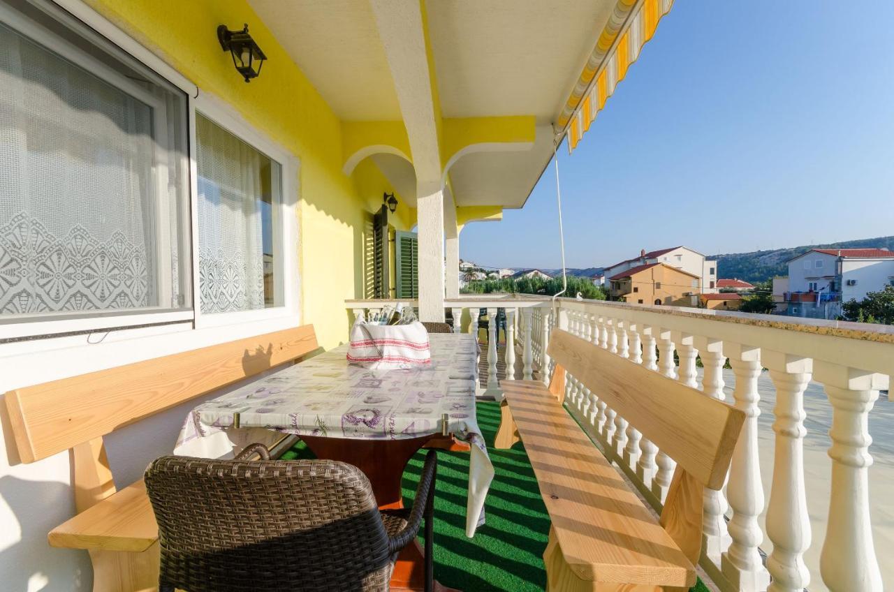 Apartments Boza Lopar Exterior foto